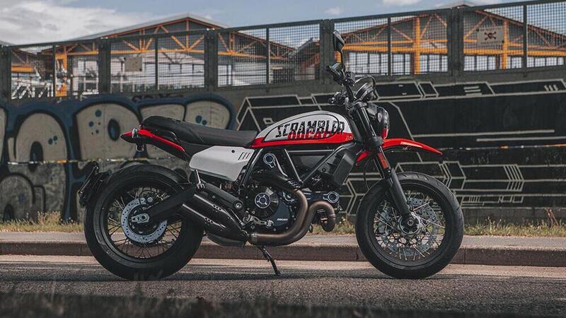 Ducati Scrambler 1100 Tribute Pro e Scrambler 800 Urban Motard 2022. Foto, dati e prezzi