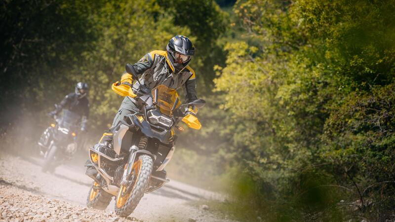 La BMW R1250GS allunga in Germania. Prima italiana &egrave; la Ducati Multistrada V4. La Top 50