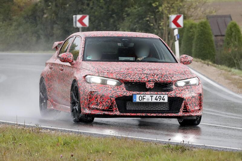 Honda Civic Type R, le foto spia