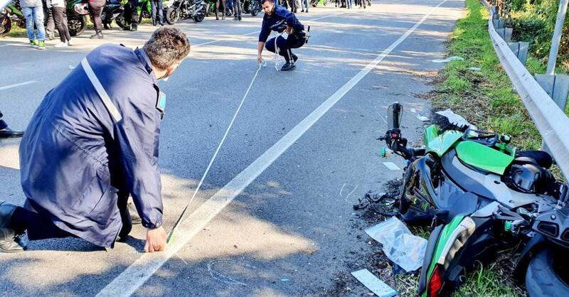 Cattolica (RN): paura per tre motociclisti si urtano tra di loro e cadono