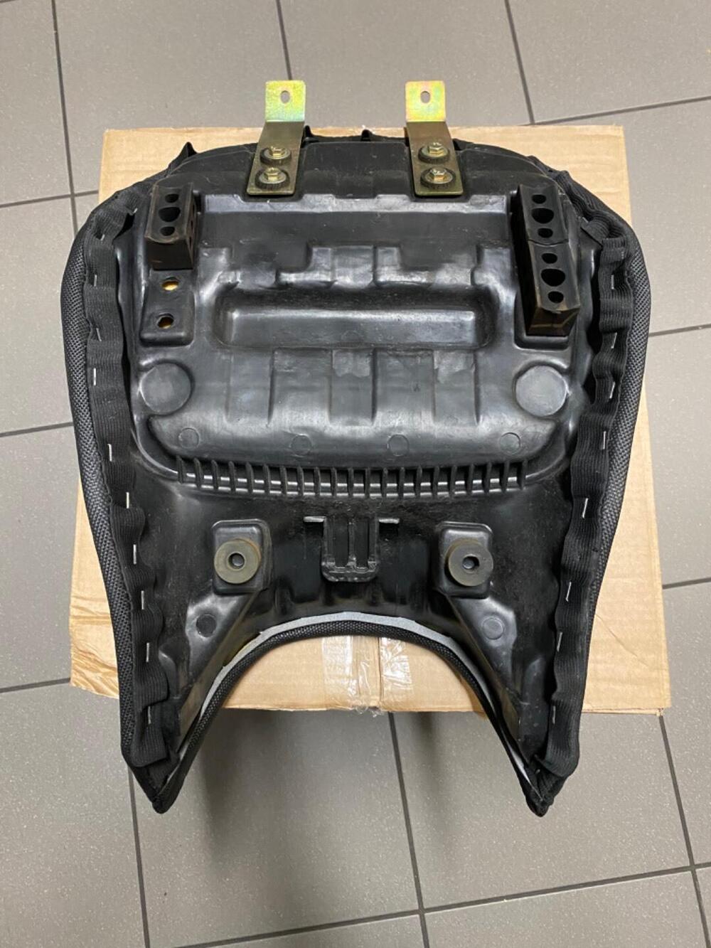 Sella Originale Benelli TRK (4)