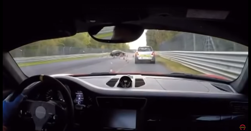 Una Mercedes ottiene il &quot;record mondiale&quot; al Nurburgring... ma il primato &egrave; particolare [VIDEO]