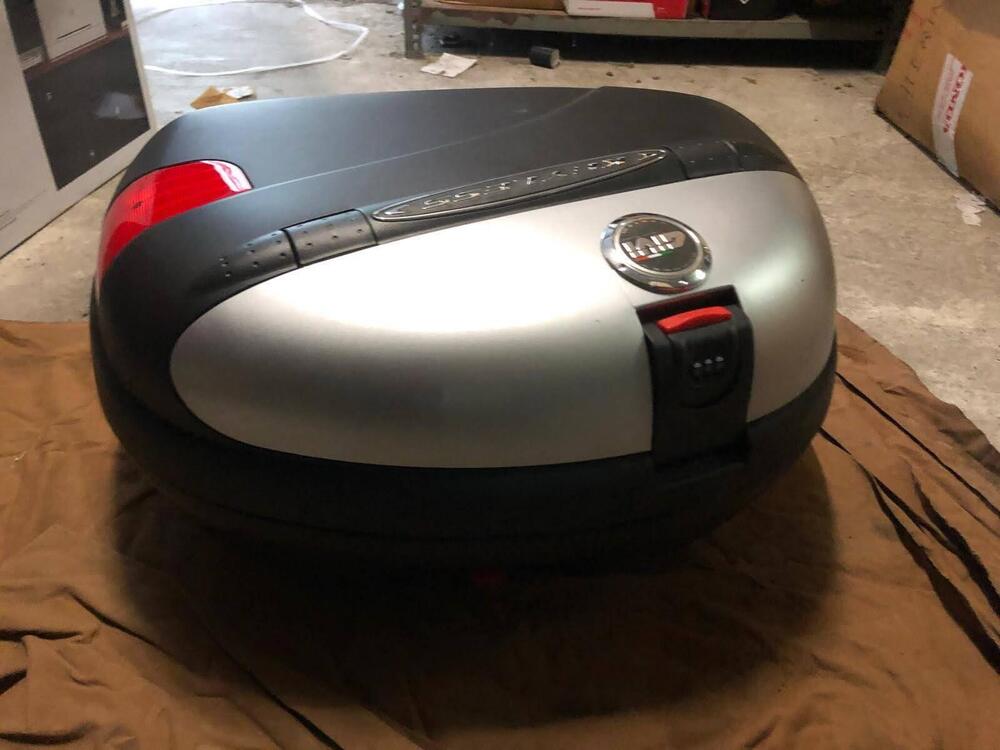 BAULETTI E BORSE LATERALI VARIE Givi (7)