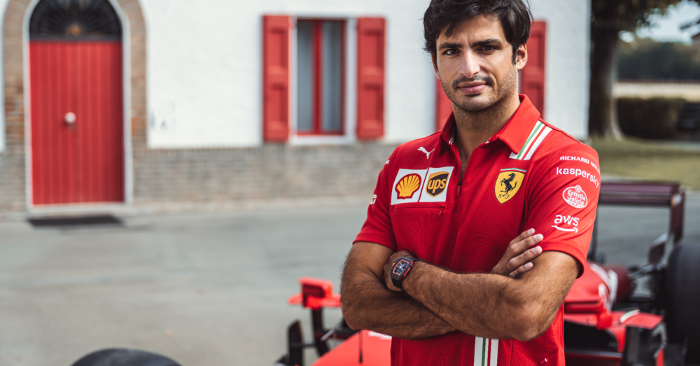 Puma ION Speed: indossarle &egrave; come andare a 300 all&#039;ora in Ferrari sul circuito di Fiorano (con Carlos Sainz)