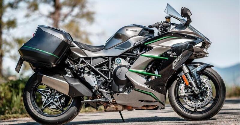 Nuova Kawasaki Ninja H2 SX. Svelati i documenti di omologazione