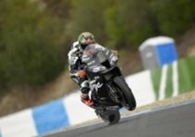 Tom Sykes mette tutti in fila nei test SBK di Jerez