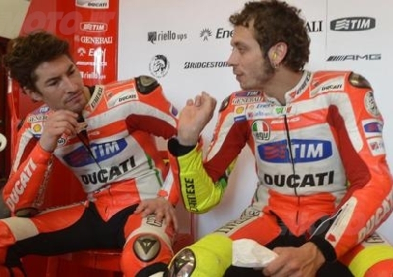 La Desmosedici giudicata da Rossi, Hayden e da chi l&#039;ha guidata