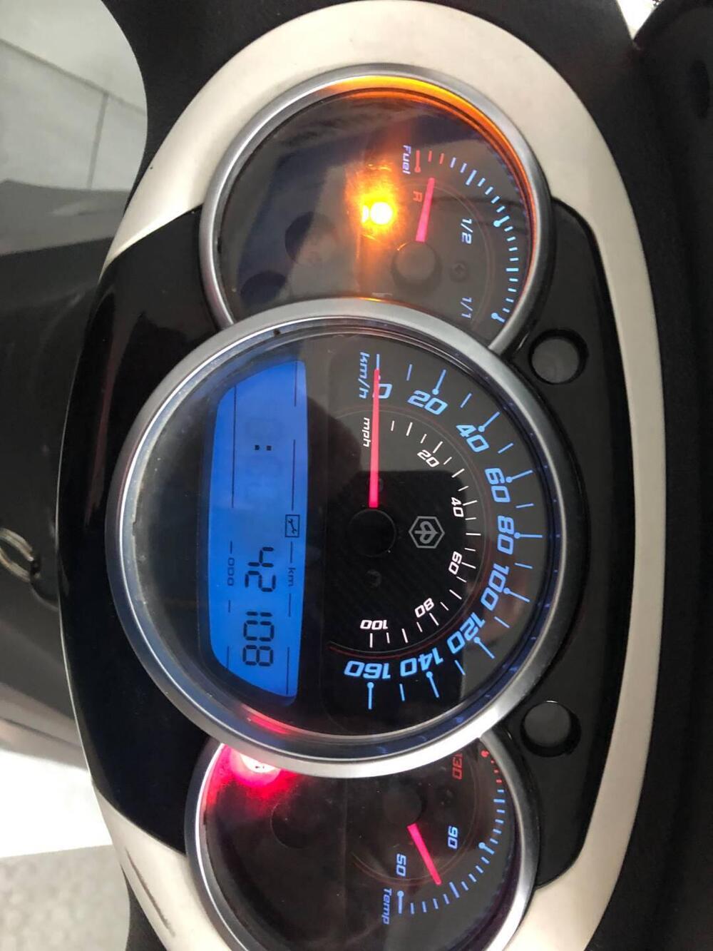 Piaggio Beverly 350 SportTouring ie (2011 - 15) (3)