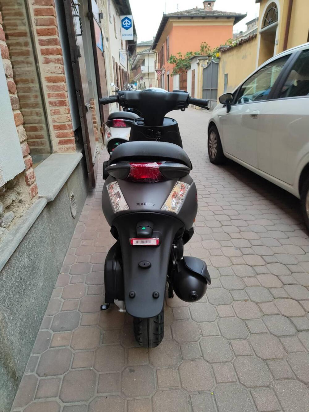 Piaggio Zip 50 4T (2021 - 25) (9)