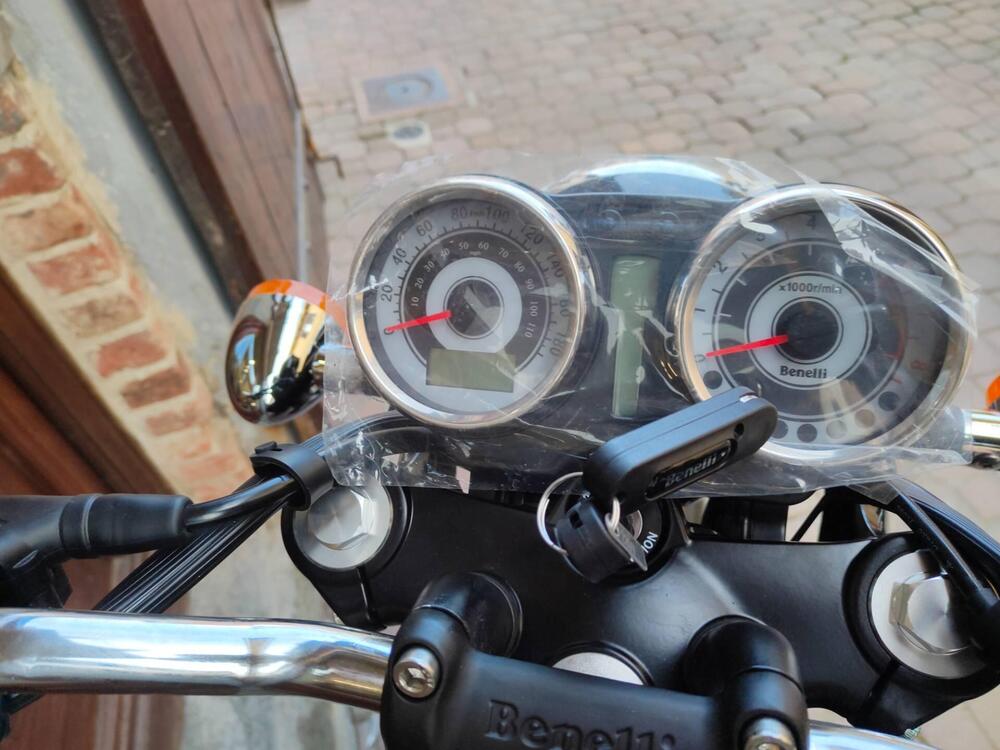 Benelli Imperiale 400 (2021 - 25) (4)