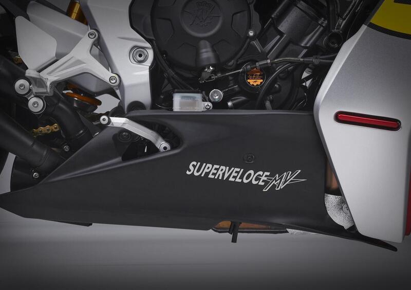 MV Agusta Superveloce 800 Superveloce 800 Ago (2021 - 23) (16)