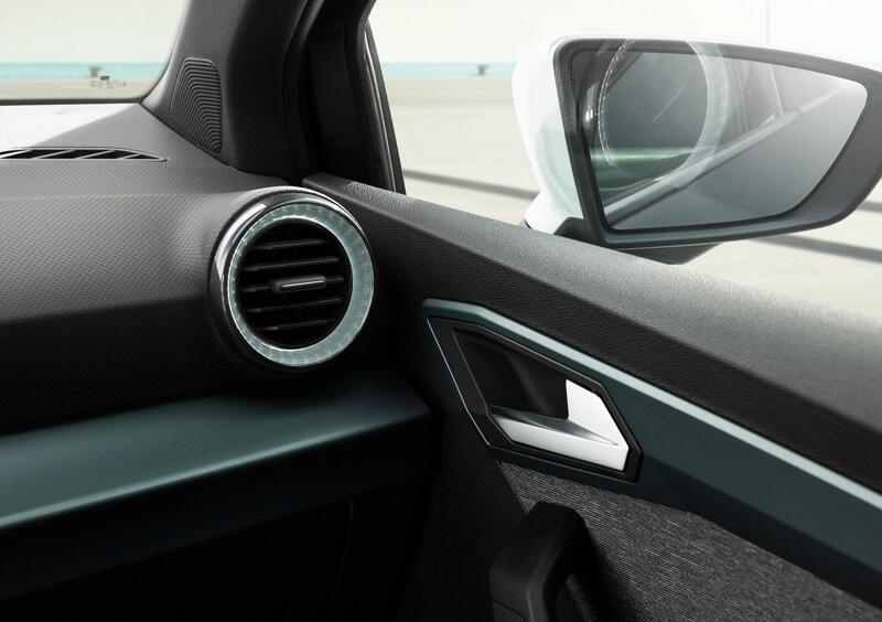 SEAT Arona (13)