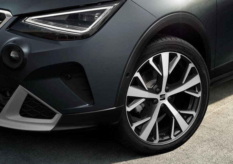 SEAT Arona (14)