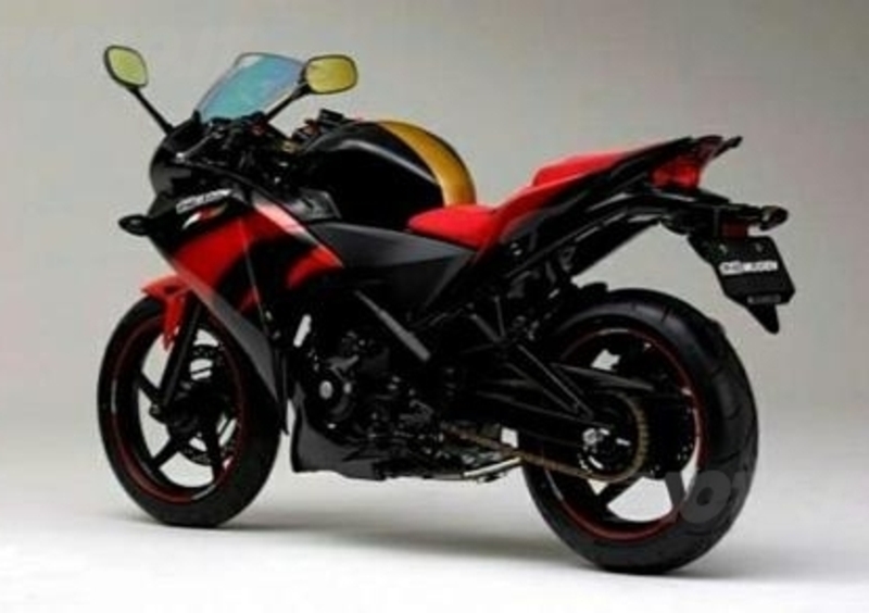 Mercato indonesiano: Suzuki GSX150R e Honda CBR250 Mugen