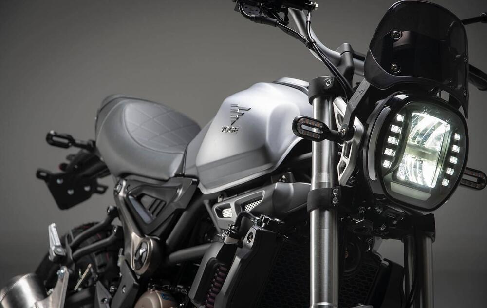 Voge Trofeo 300ACX Scrambler (2021 - 25) (5)