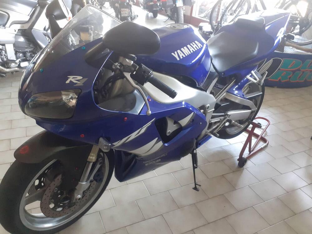 Yamaha YZF R1 (1998 - 99) (5)