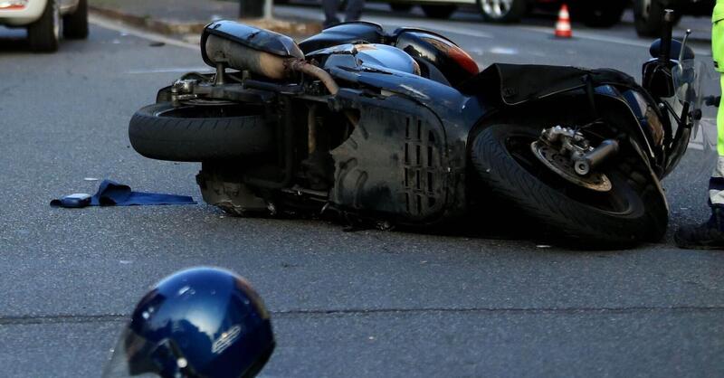 Milano: uccise uno scooterista e scapp&ograve;, pirata della strada si costituisce