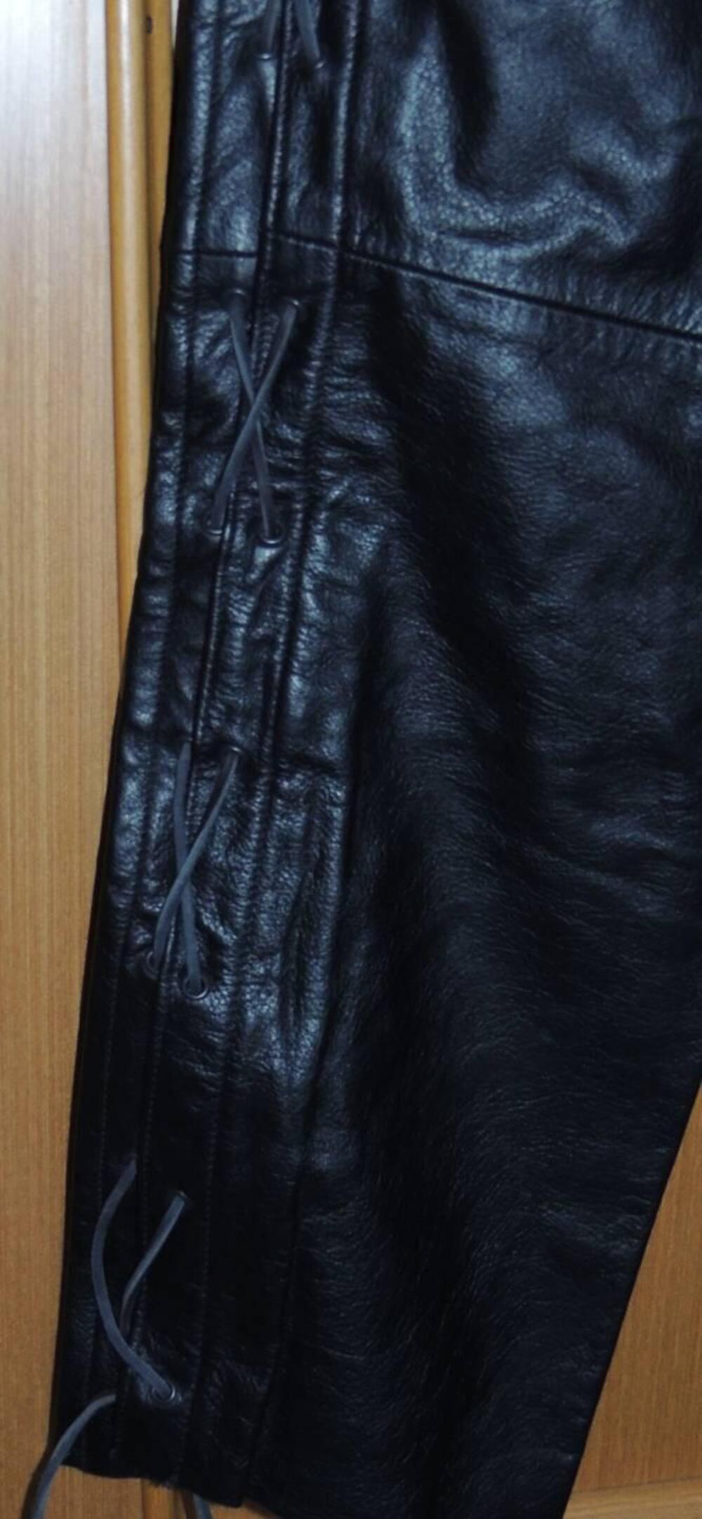 Pantaloni e gilet in vera pelle taglie forti mai u Sgaset (3)