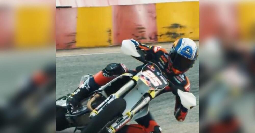 [VIDEO] L&rsquo;incredibile traverso di Raul Fernandez che ci ha fatto venire voglia di vendere la moto