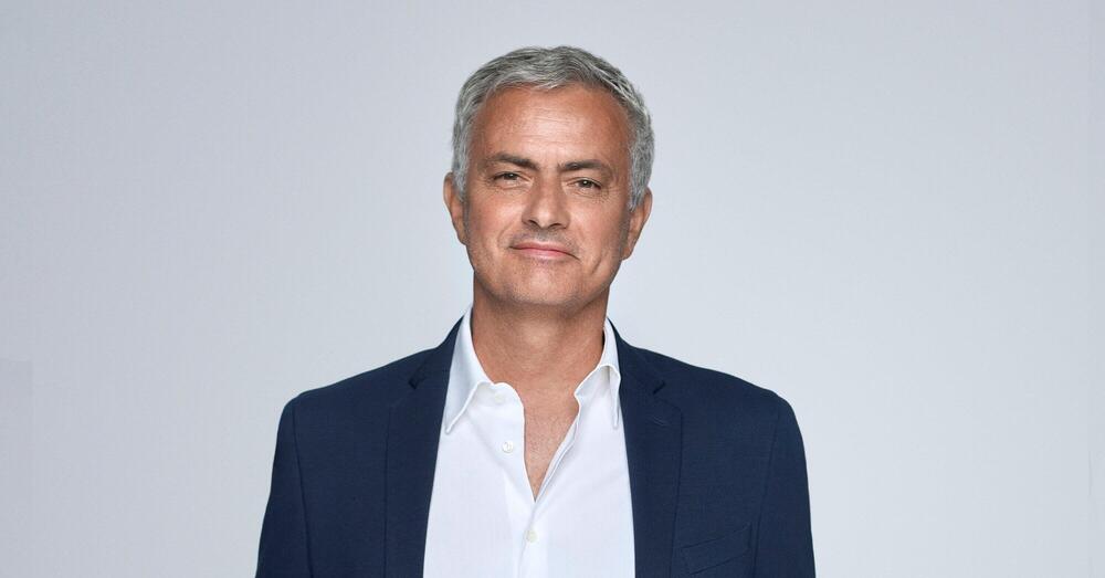 Mourinho non &egrave; soltanto il primo allenatore influencer, &egrave; una superstar