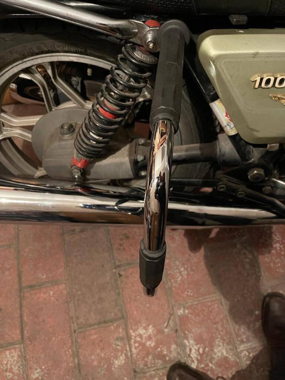 PARAGAMBE POSTERIORE MOTO GUZZI BIG TWIN ANNI 80-9 (13)