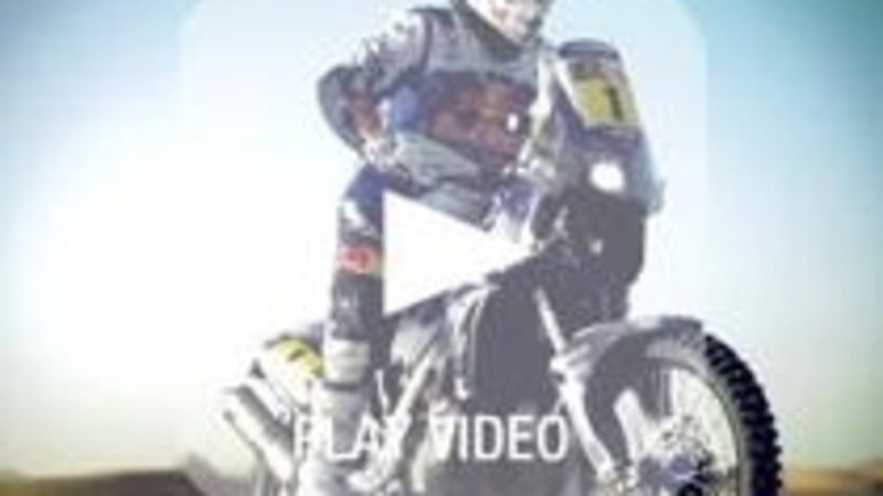 Yamaha YZ450F Rally: Cyril Despres sfida KTM e Honda