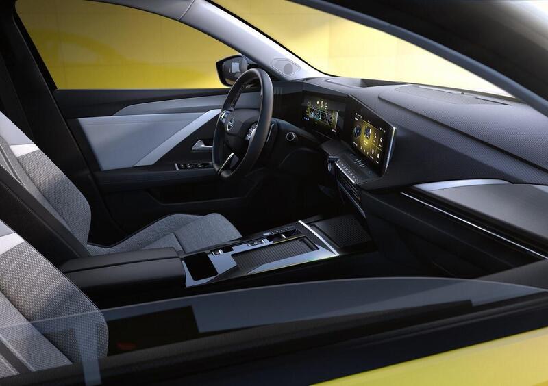 Opel Astra (2021-->>) (11)
