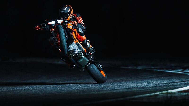 KTM Naked November: novit&agrave; per le (Super)Duke