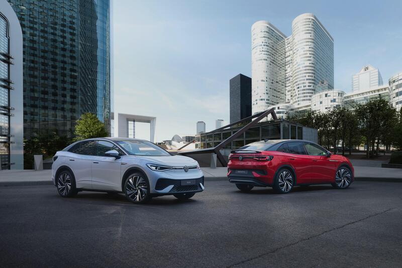 Volkswagen ID.5, svelato il primo SUV-coup&eacute; elettrico del marchio