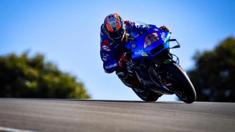 MotoGP 2021. Il GP di Algarve a Portimao. In sella alla Suzuki con la &#039;shoulder cam&#039; di Rins [VIDEO]