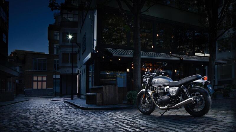 Triumph Street Twin EC1 Special Edition 2022. Foto e prezzi