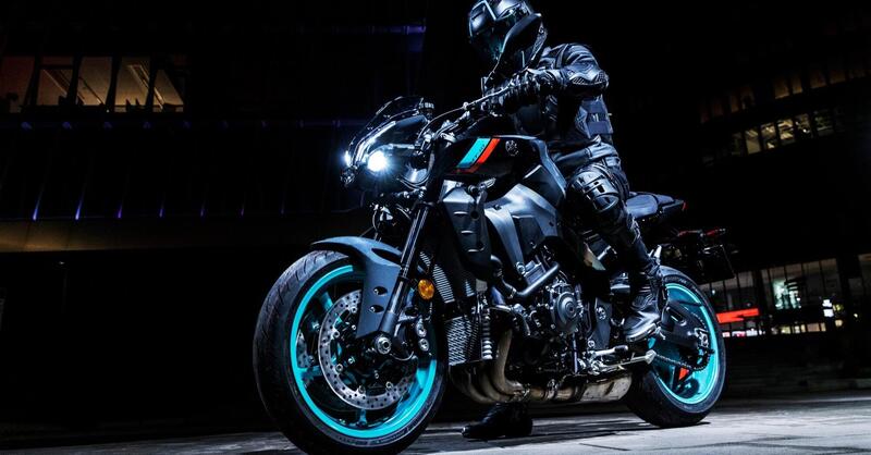 Yamaha MT-10 2022: dati e foto