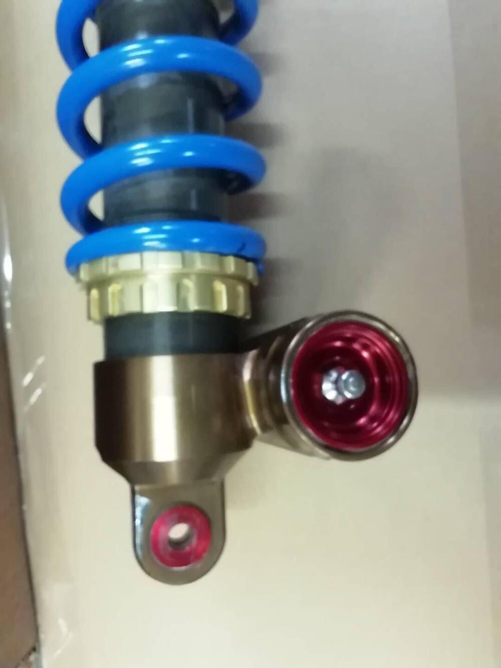 Monoammortizzatore per honda Solva (4)