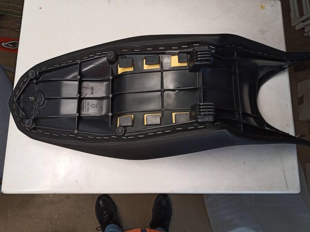 Sella originale 990 supermoto t Ktm (2)