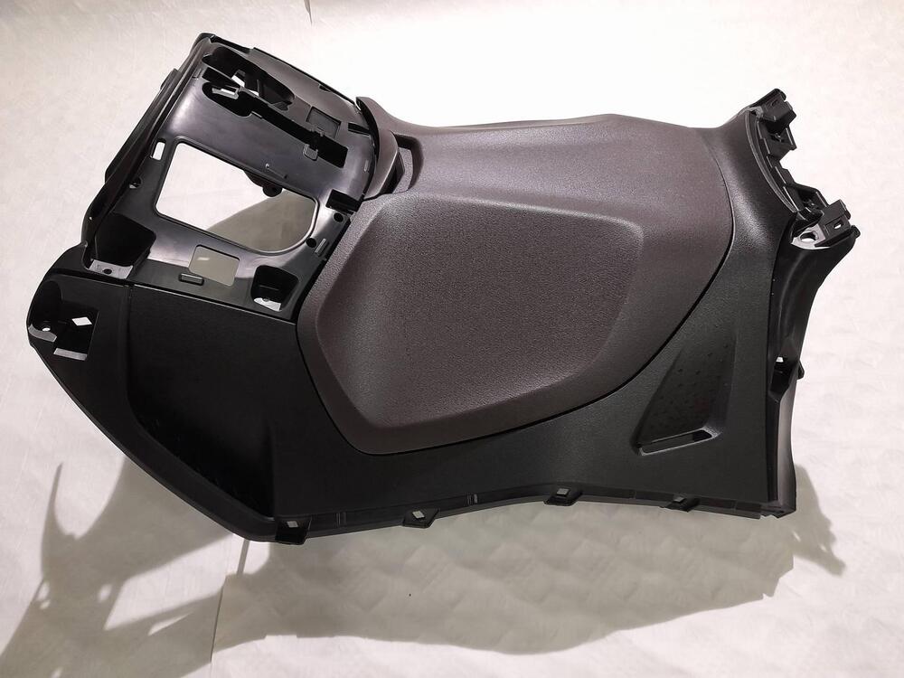 SCUDO INTERNO (BAULETTO INTERNO ) PIAGGIO BEVERLY (4)