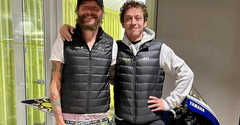 Jovanotti saluta Rossi prima di Valencia: &quot;&Egrave; soltanto l&#039;inizio&quot; [FOTO]