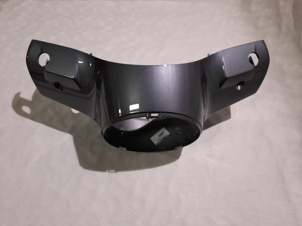 COPRIMANUBRIO ANTERIORE VESPA GTS 300 TOURING EU5