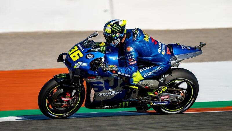 MotoGP 2021. Il GP di Valencia. Joan Mir davanti a tutti nel warm up