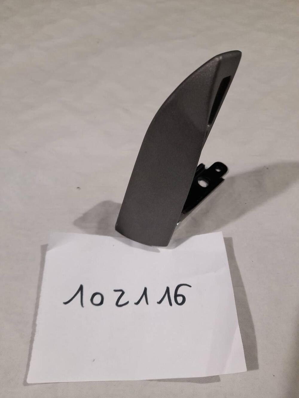 PEDANA PASSEGGERO SINISTRA PIAGGIO BEVERLY 300EU4 (3)