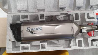 Akrapovic Tenere 700