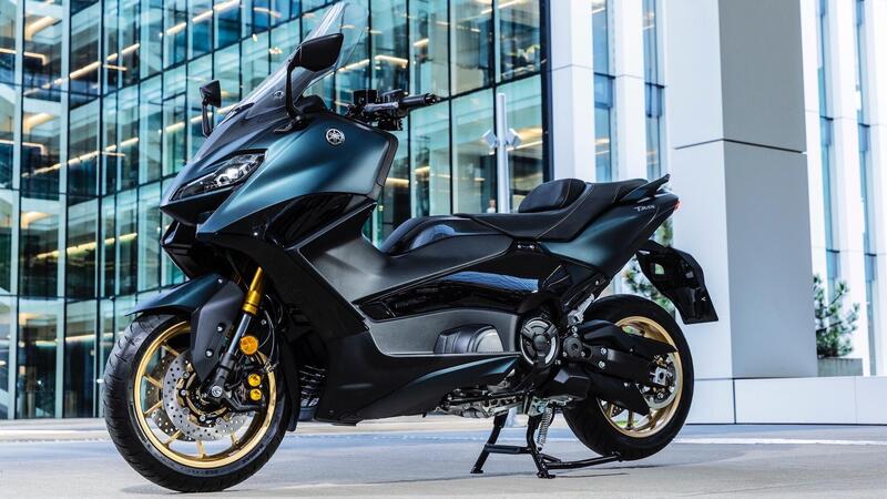 Nuovo Yamaha TMAX 560 2022, foto e dati