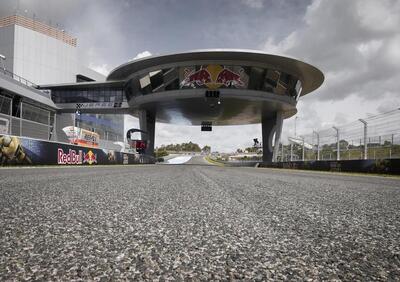 Test MotoGP. Tutti in pista a Jerez