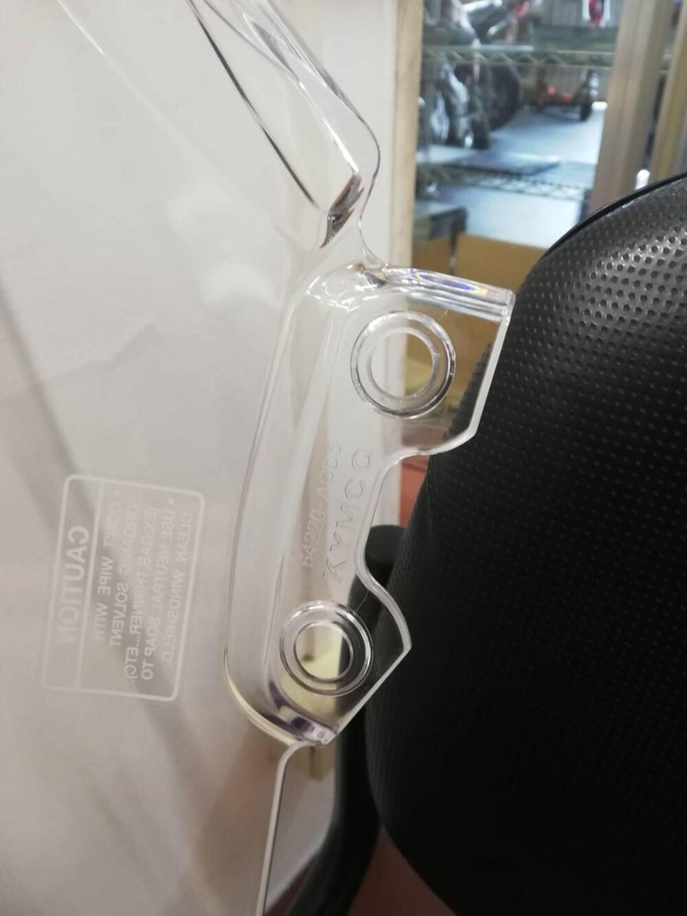 Parabrezza Downtown 125 - VV Kymco (4)