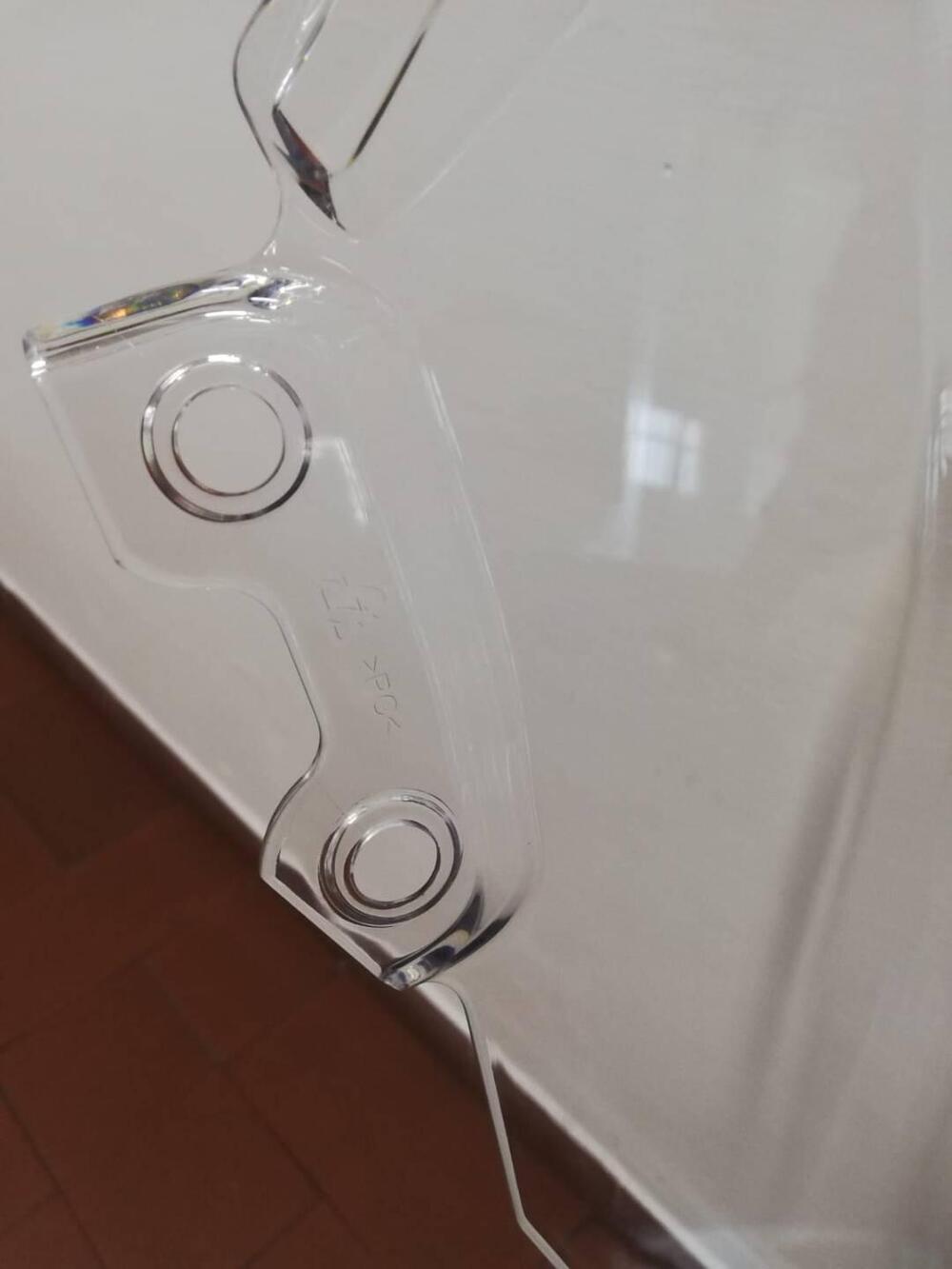 Parabrezza Downtown 125 - VV Kymco (6)