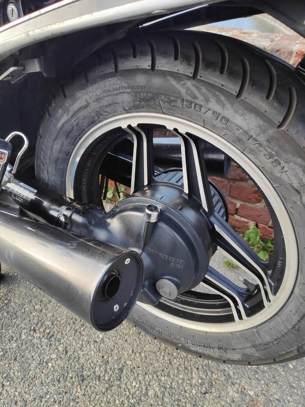 Honda VF750 Sport (5)