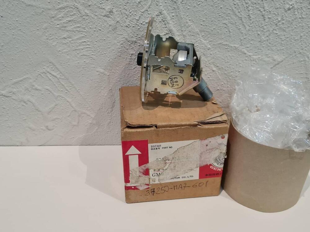 Honda CBX 550F+CBX 550F2- Contagiri 37250-ma7-601 (3)