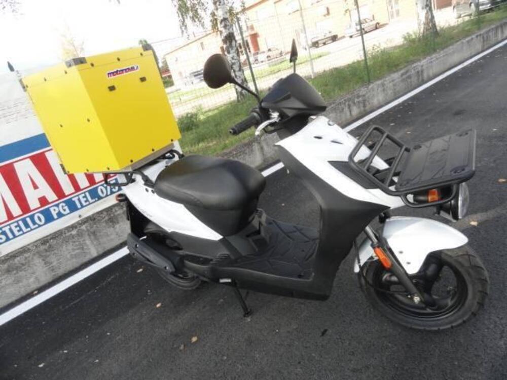 Kymco Agility 50 Carry E5 (2021 - 25) (2)
