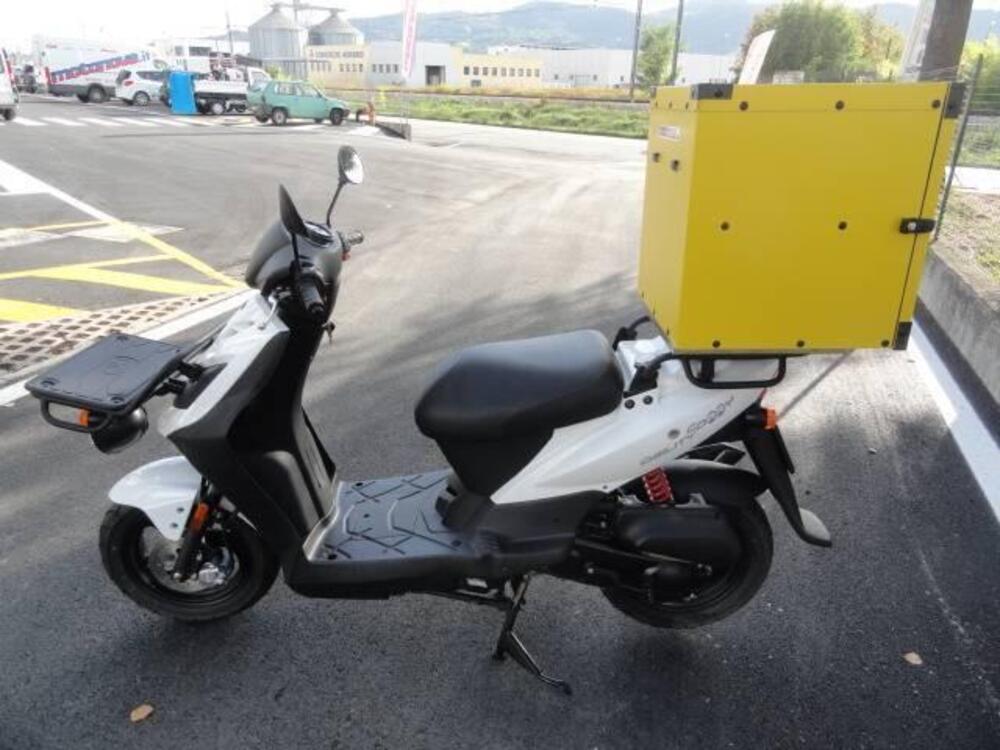 Kymco Agility 50 Carry E5 (2021 - 25) (4)