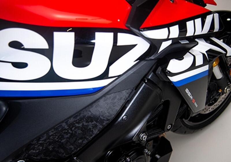 Suzuki GSX-S1000 GSX-S1000 Sert Edition (2022) (3)