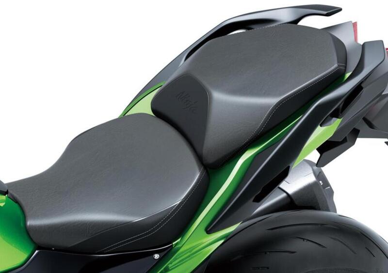 Kawasaki Ninja H2 SX Ninja H2 SX SE (2022) (17)